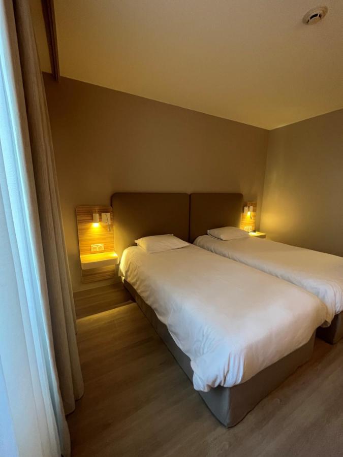 Hotel De L'Abbaye Des Premontres Pont-a-Mousson Bagian luar foto