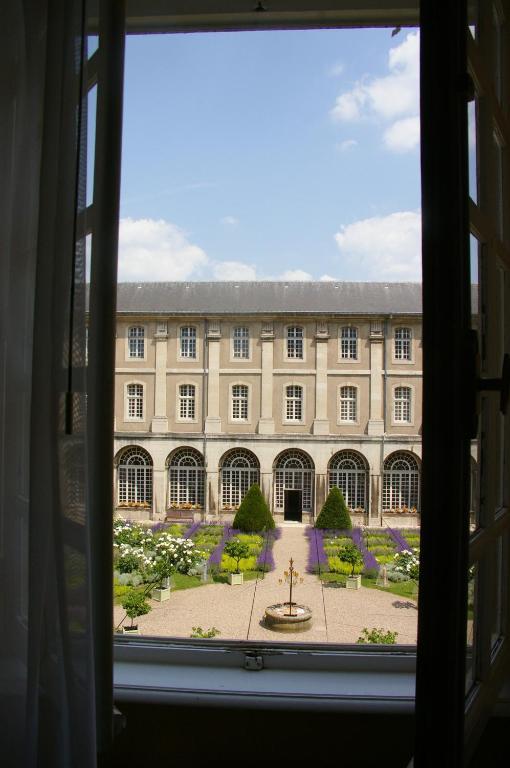 Hotel De L'Abbaye Des Premontres Pont-a-Mousson Ruang foto