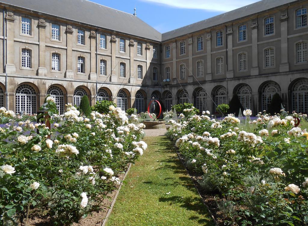 Hotel De L'Abbaye Des Premontres Pont-a-Mousson Bagian luar foto