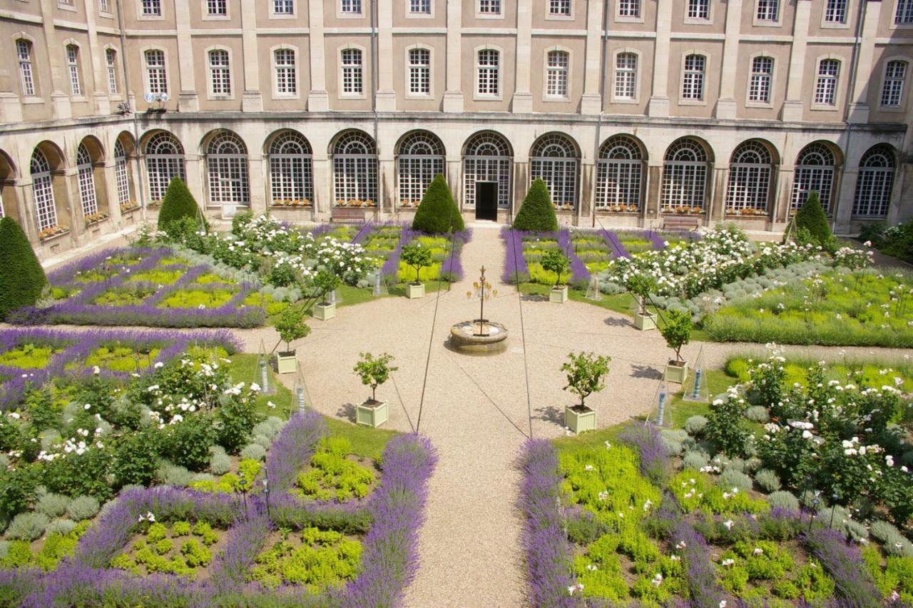 Hotel De L'Abbaye Des Premontres Pont-a-Mousson Bagian luar foto